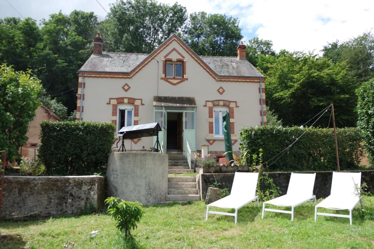 Domaine Du Pavillon Gite 15 Personnes Issy-l'Eveque Esterno foto